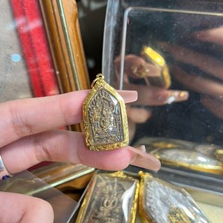 龙婆醒龙婆醒· 入料最强的一期彩宝袈裟坤平
