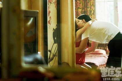 双鱼男喜欢水瓶女会有可能吗,水瓶女哪里吸引双鱼男