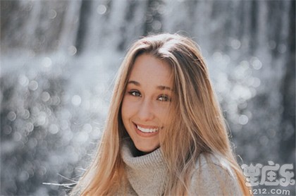 女人有龙角骨的命运好不好,女人脸上的五颗旺夫痣