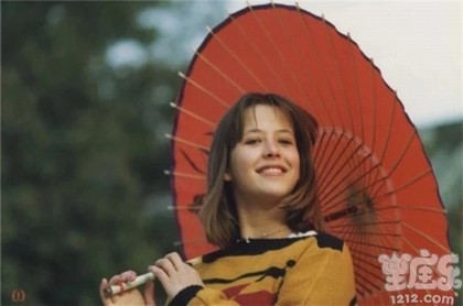 今年倒霉戴平安扣行吗,女的戴转运珠倒霉