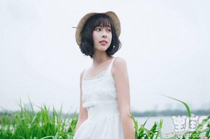 金星金牛12宫骰子,金星射手5宫骰子感情