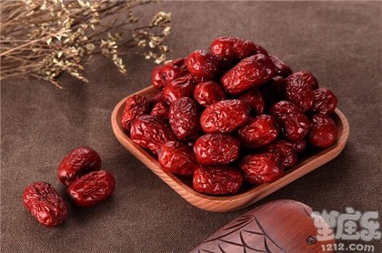 狮子座和什么座能合到一起,狮子座和什么座配对指数