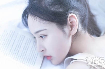 水瓶座的幸运颜色是什么颜色和数字,水瓶座10月运势2023年感情