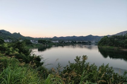 家里放什么木头有利风水,出学霸的书桌风水