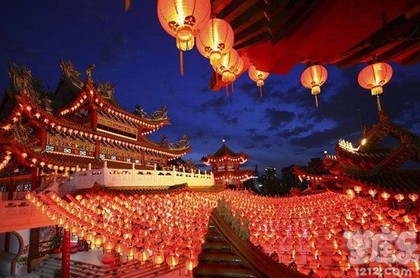 双鱼座女和白羊座男相配吗,射手座男和白羊座女相配吗