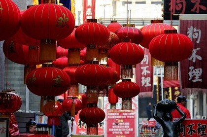 晚上生的女孩取名字,起名字2023免费八字起名
