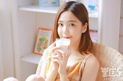 属狗和属鼠的合不合婚,1993女鸡1994男狗婚配