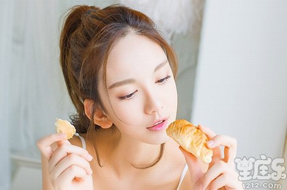 2月水瓶座女生的性格,水瓶座女生性格超准分析