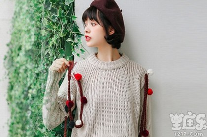 右手财运线斜十字纹,女人看财运看哪里