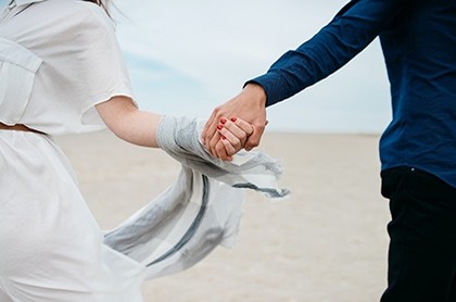 狮子摆件家中如何摆放,狮子放在客厅什么位置最好