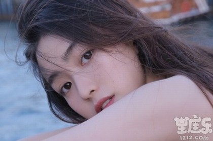 眼尾往上翘是什么面相,眼距宽的女人面相