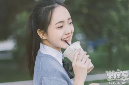 巨蟹男害怕失去一个人的表现,不要每天给巨蟹男发消息