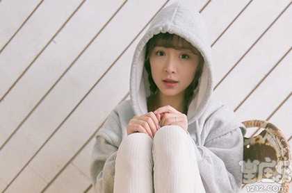 面相下嘴唇下中间有个唇珠,下嘴唇下面有个小珠面相