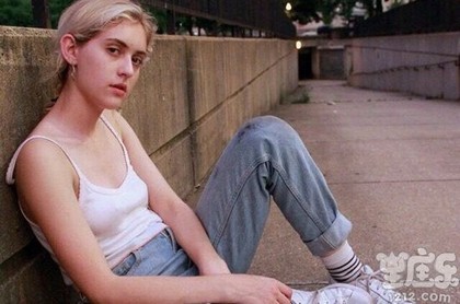 命里旺桃花的5大生肖,天生桃花命的生肖女