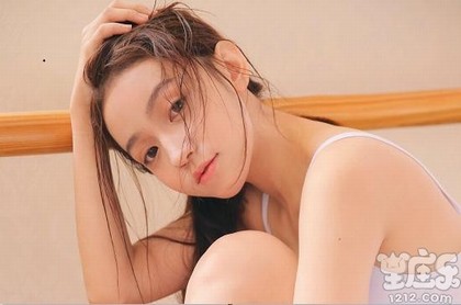 南交双子5占星骰子,天王星金牛7宫占星骰子