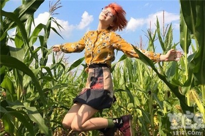 狮子座女生喜欢一个人的表现,狮子女暗示你可啪的行为