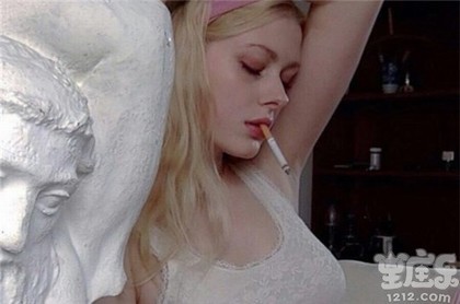 属猪的摩羯男感情,哪个星座女吃定摩羯男