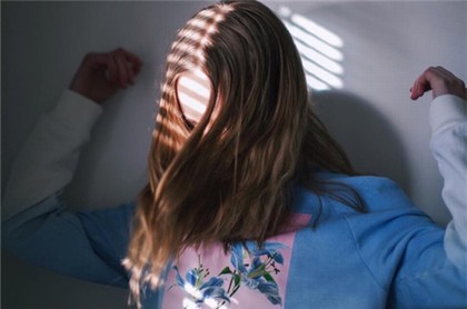 女面痣的位置与命运图,女人的痣面相图解析