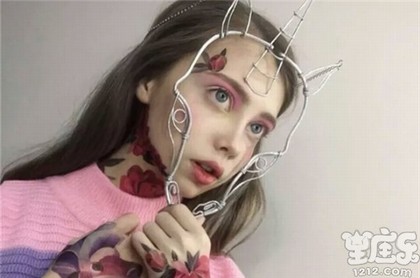 太阳摩羯月亮狮子上升射手金星双鱼女生,金星天蝎的射手男