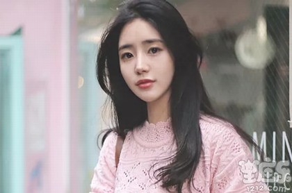 女人眉毛断了面相学意味着什么,眉毛中间有竖纹面相