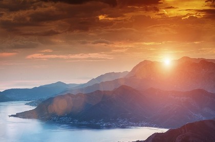 最近的黄道吉日查询祈福,万年历老黄历2023年黄道吉日