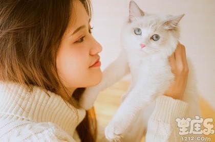 狮子座女生看待一夜情,床活好的星座女
