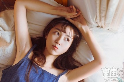 水瓶女话少,水瓶女给人的第一感觉