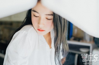 孕妇右眼皮跳的预兆是吉是凶,9点一11点右眼跳吉凶