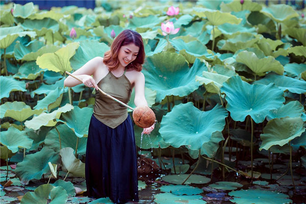 土虎适合带黄金吗 1998年属虎25岁以后一生命运