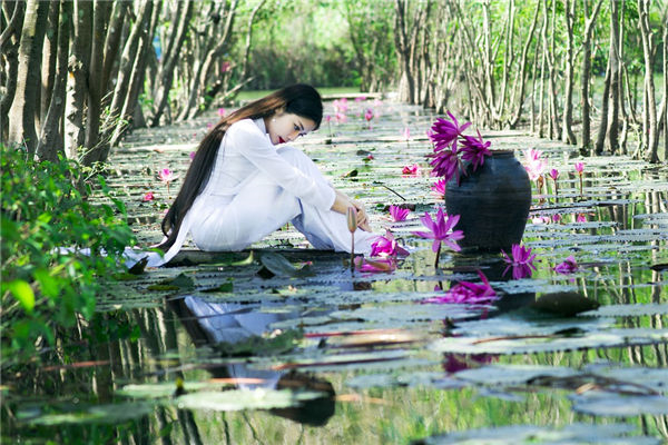 属虎一生远离这个人 什么能压制住属虎的人
