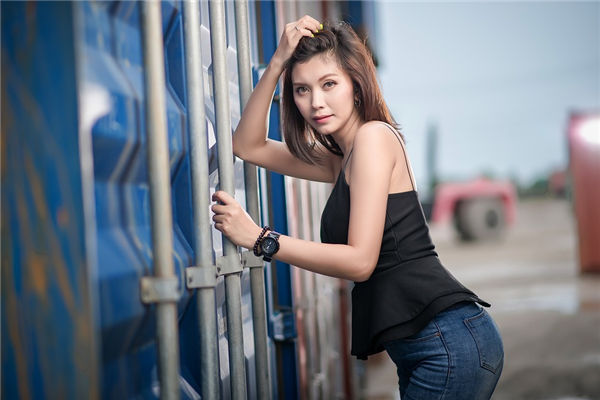 属兔的本命年佩戴朱砂好吗