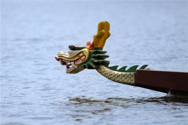 2000年的两个龙配婚姻好不好，属龙不适合结婚对象
