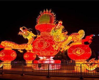 属相龙哪一年出生多大了