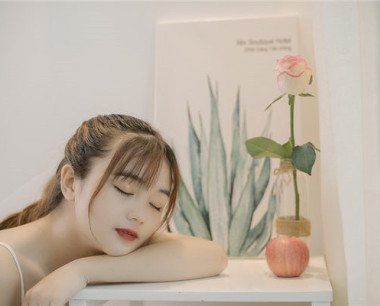 77属蛇女的晚年生活会怎么样