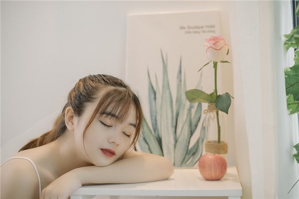 属鼠人永久忌讳的颜色 属鼠人永远最旺的颜色是什么