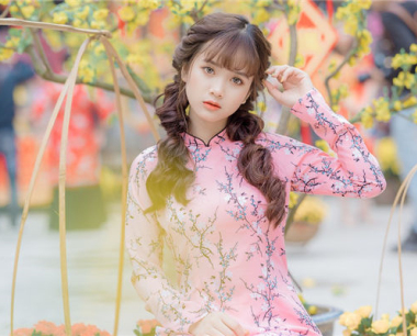 女士属羊适合戴什么翡翠吊坠好 属羊的佩戴什么最旺财