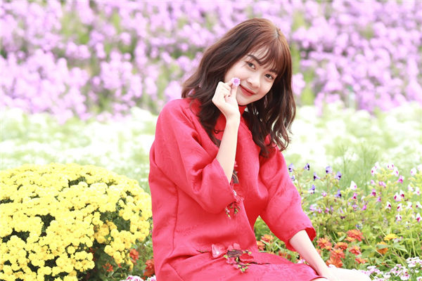 属牛39岁后有十年大运 1985女海中金命2024年运势