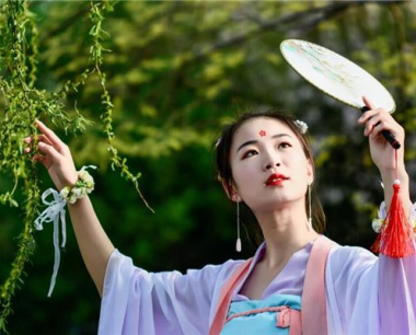 83年猪一生有几个子女