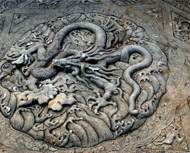 属龙人的性格个性