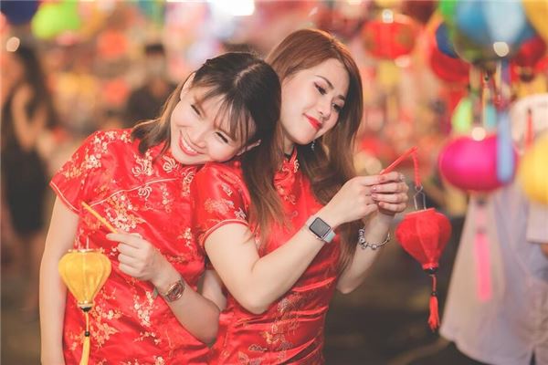 1998年属虎女命运如何