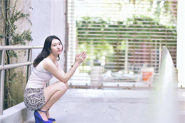 属狗女94年出生命运
