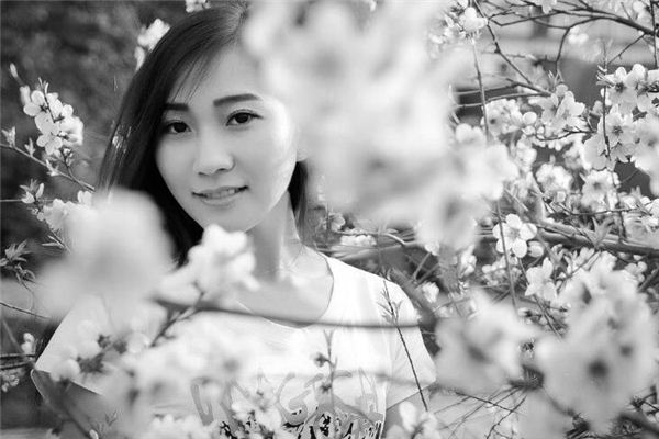 属狗女和什么属相配