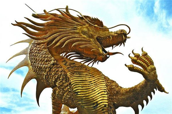 2012年属龙的人什么五行，什么命