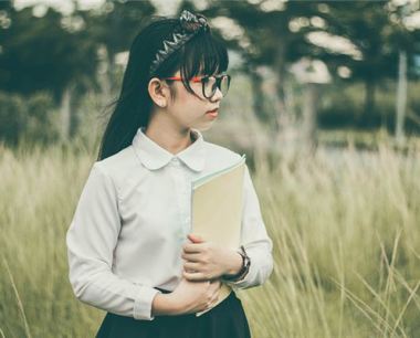 10年生肖虎早年学业如何