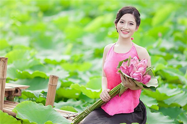 正月出生的属蛇人是什么命