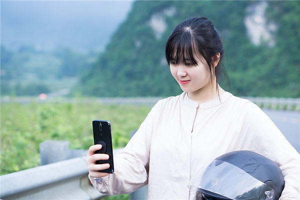 属狗人下个月天塌了