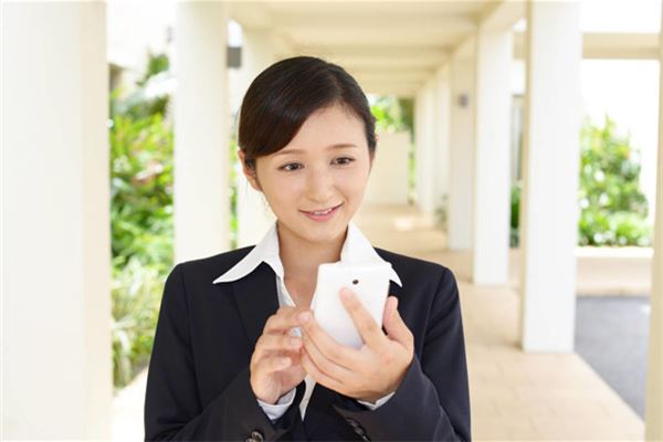 属蛇的女人旺夫吗