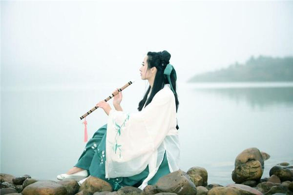 1976年属龙人特点