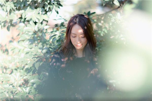 属羊女2020年运势及运程