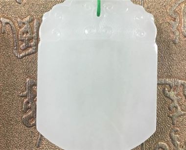送什么礼物给属蛇男人最为合适？